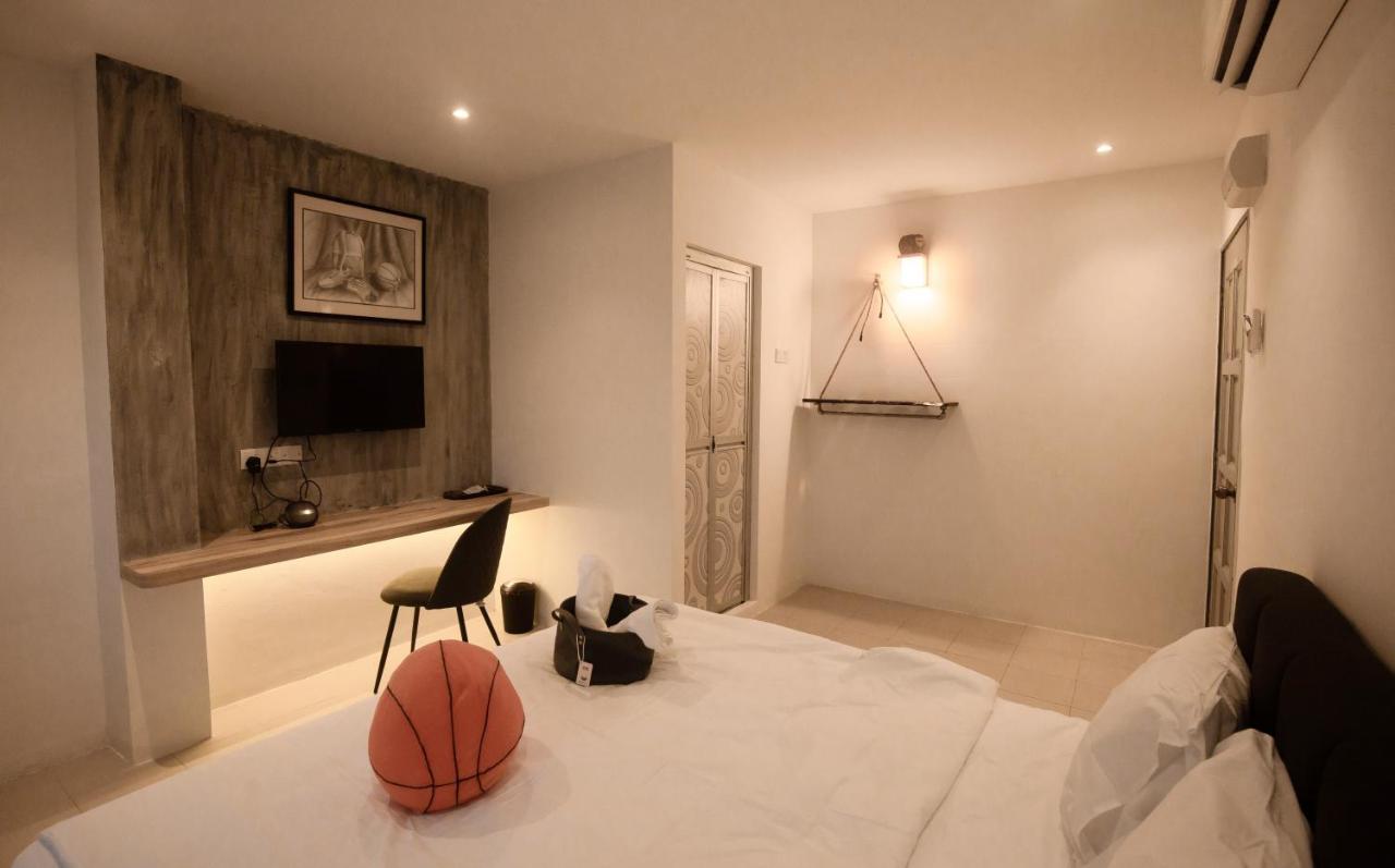 Amazing Home Inn George Town Bagian luar foto
