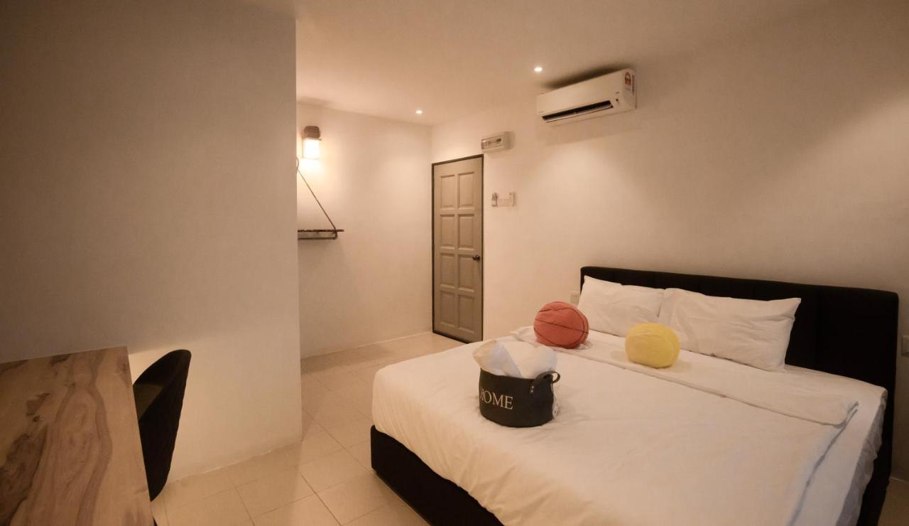 Amazing Home Inn George Town Bagian luar foto